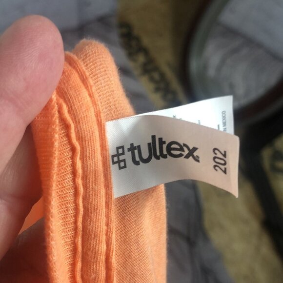 Pray Big T-shirt size large Women’s Tultex Orange - Picture 3 of 5